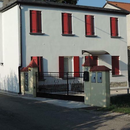 Casa Rossa Apartment Pianzano Bagian luar foto