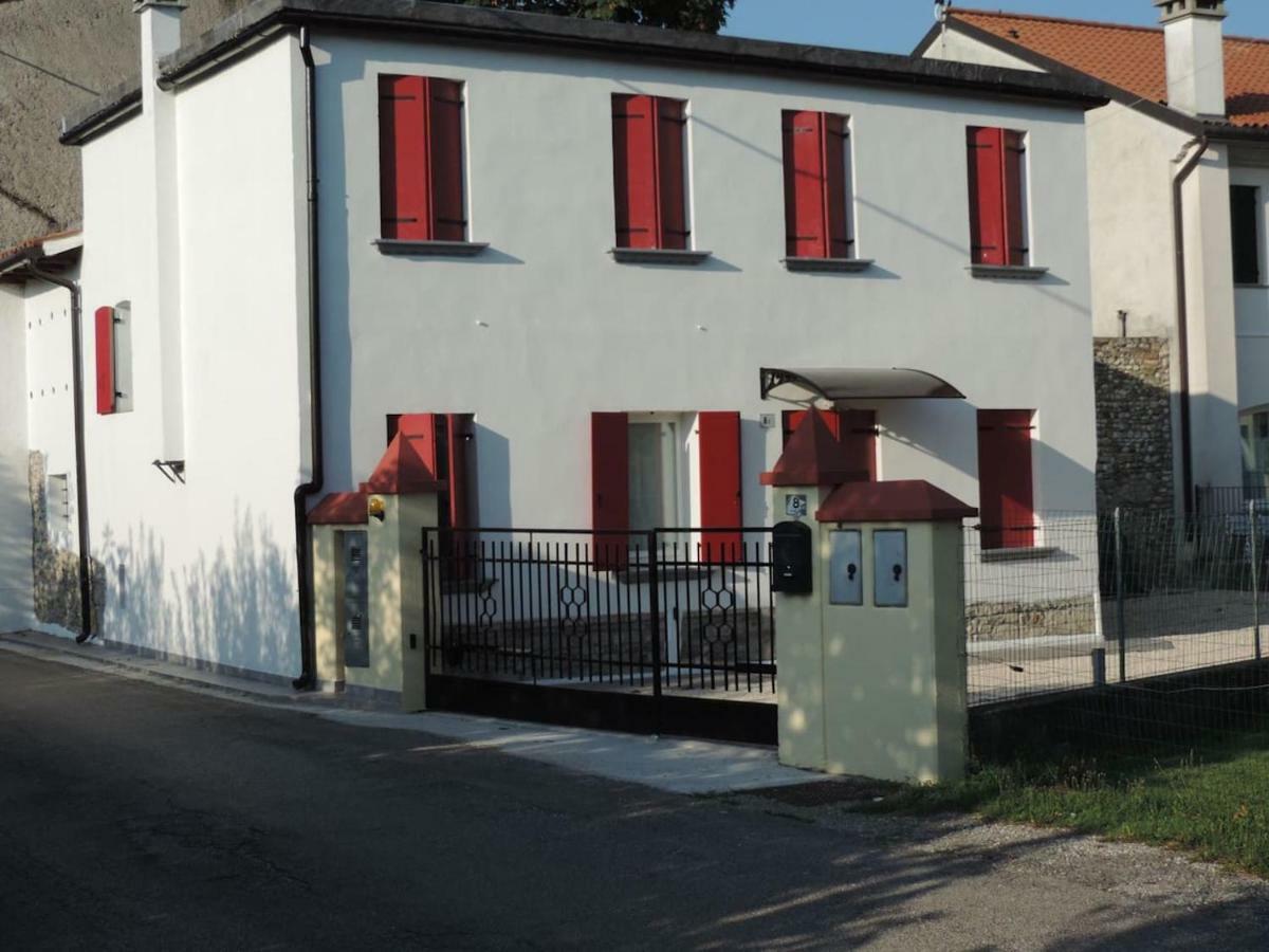 Casa Rossa Apartment Pianzano Bagian luar foto