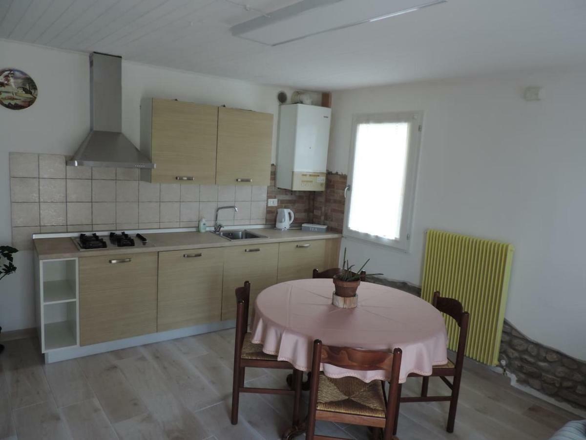Casa Rossa Apartment Pianzano Bagian luar foto